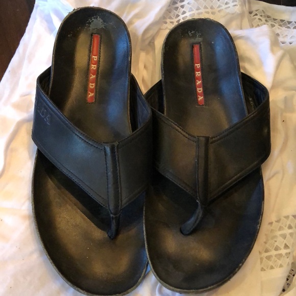 Prada Shoes Prada Men Classic Leather Curved Heel Toe Hugging